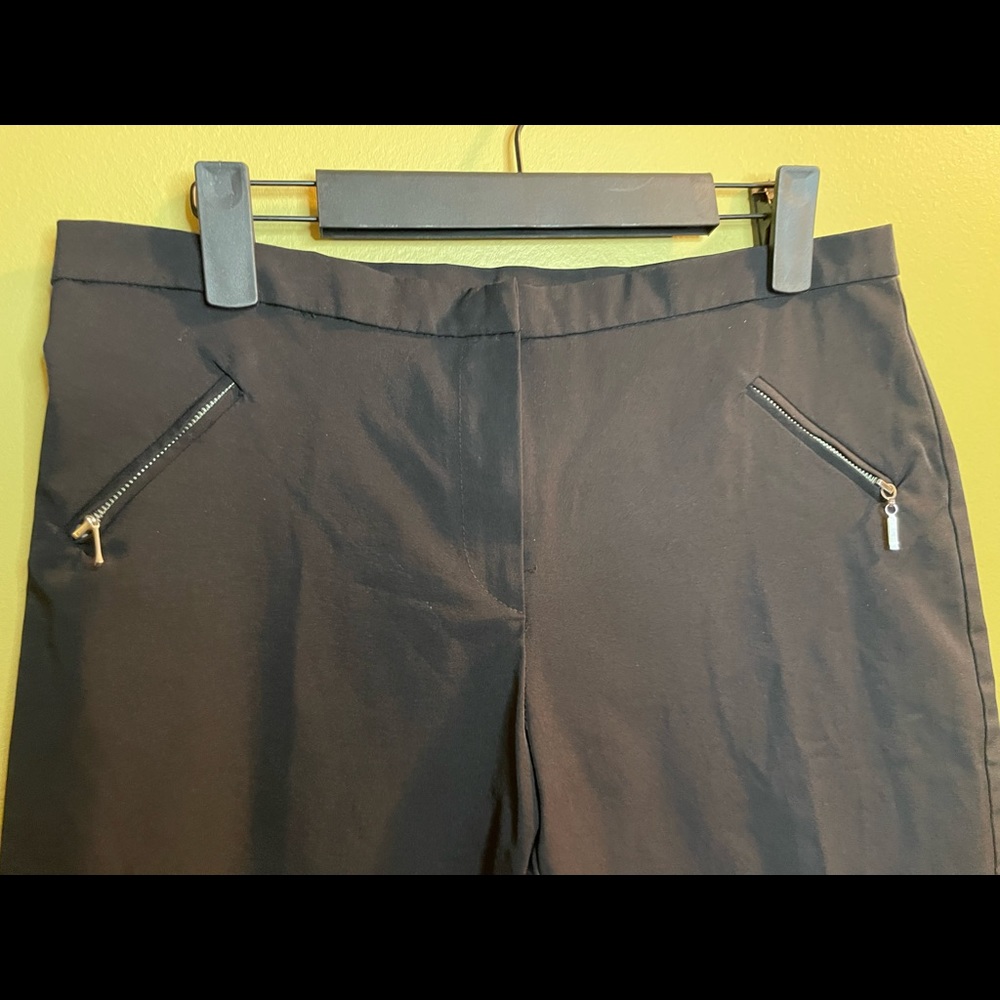 Sooki Flared Black Pants - Picture 2 of 7